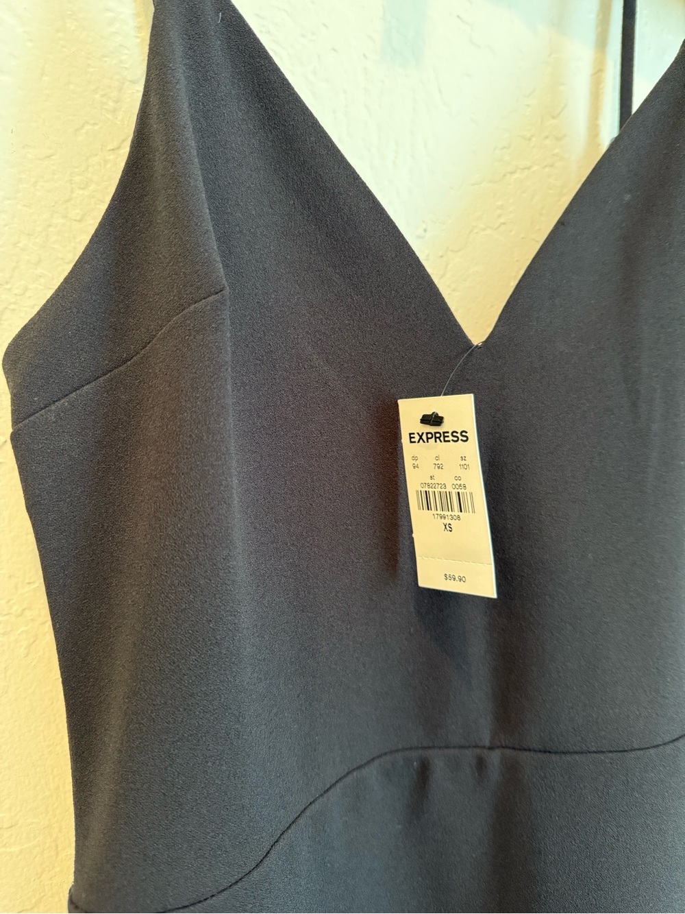 Express XS Black V-Neck Spaghetti Strap Dress LBD NWT - Picture 3 of 4